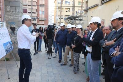 Carlos Mazón destaca que el Consell “xafa l’accelerador” per a rehabilitar el grup d’habitatges Miguel Hernández i atendre una petició “social i ...